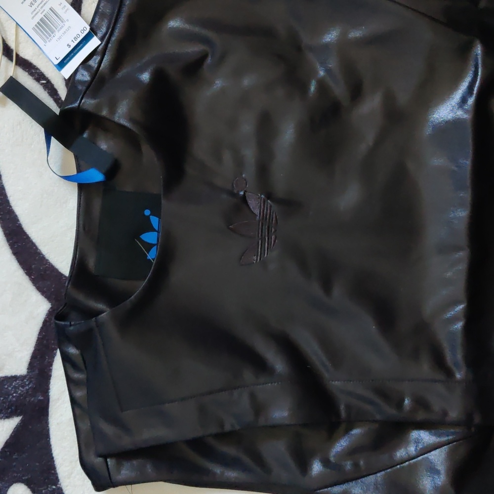 Gorgeous Trendy Adidas Vest - Picture 5 of 7